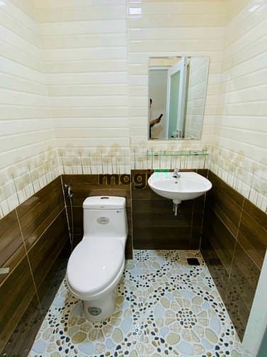 Hình ảnh Cho thuê nhà 29/7A Cộng Hoà, p4, Tân bình