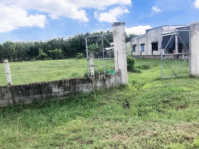 Hình ảnh Bán Lô Đất Vườn vị trí đẹp,có Sổ Riêng,990m2 Giá 1ty2