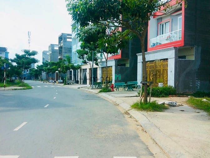 Hình ảnh (BÁN LÔ BIỆT THỰ) - MT đường Số 32, 200m2, khu cao cấp nghỉ dưỡng