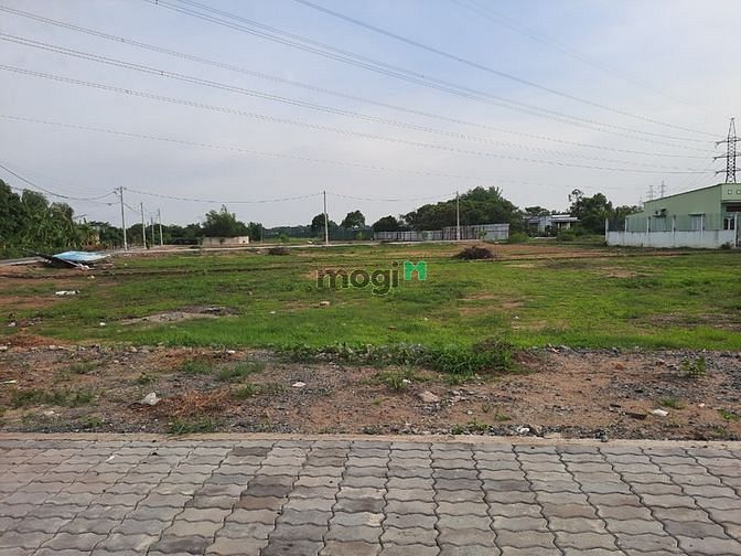 Hình ảnh đất mặt tiền đường Hoàng Phan Thái, SHR, 100M2