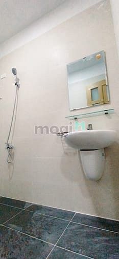 Hình ảnh Mb6623 nạp rút nhanh chóng dạng studio đẹp mới xây xong, có ban công, Trần Văn Đang Quận 3
