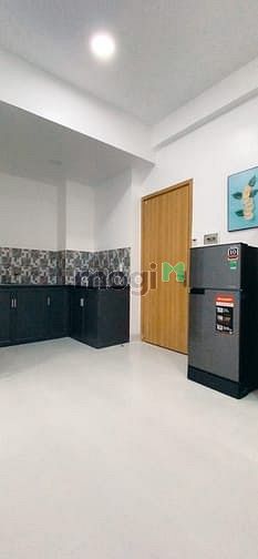 Hình ảnh Mb6623 nạp rút nhanh chóng dạng studio đẹp mới xây xong, có ban công, Trần Văn Đang Quận 3