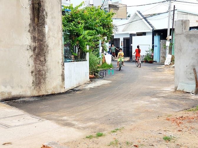 Hình ảnh Bán đất 51m thổ - Tây Nam - đường Nguyễn Duy Trinh , Quận 9