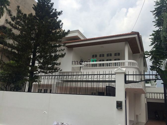 Hình ảnh Cho thuê biệt thự sân vườn Thảo Điền - Diện tích 10x20m