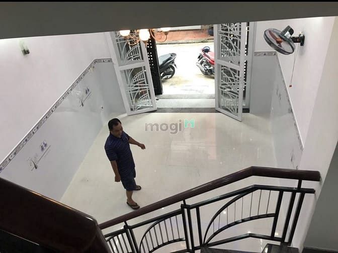 Hình ảnh Nhà mới hẻm xe hơi 1 xuyệt đường Tân Quý