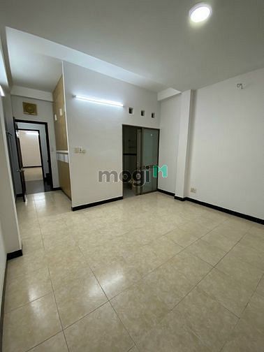 Hình ảnh Cho thuê nguyên căn 250b Phan Xích Long, Phú Nhuận,
