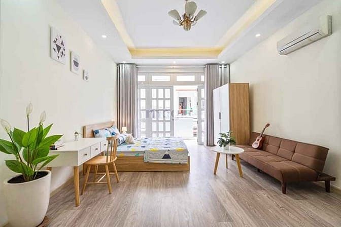 Hình ảnh Căn Hộ Full Nội Thất Cửa Sổ Lớn Thoáng Mát Ngay ĐH HUTECH