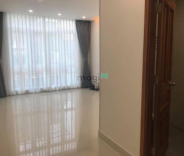 Hình ảnh Cho thuê nhà nguyên căn 686/8A Cách Mạng Tháng 8, phường 5, Q.Tân Bình
