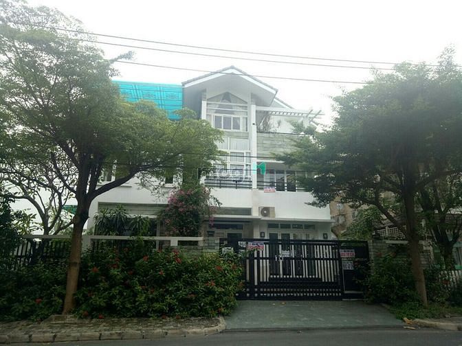 Hình ảnh Biệt thự quận 7 Phú Mỹ Hưng cho thuê giá hấp dẫn nhất mùa dịch