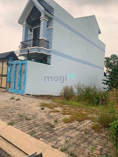 Hình ảnh Sang 200m2 đất đường số 49c, gần trung tâm mua sắm AEON Bình Tân