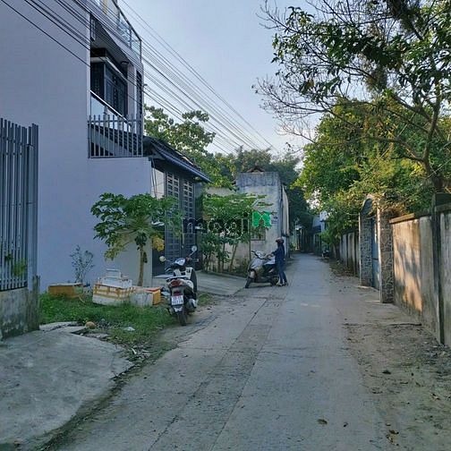Hình ảnh Cần bán đất 5x21m SHR gần trường THPT Phạm Văn Sáng