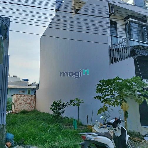 Hình ảnh Cần bán đất 5x21m SHR gần trường THPT Phạm Văn Sáng