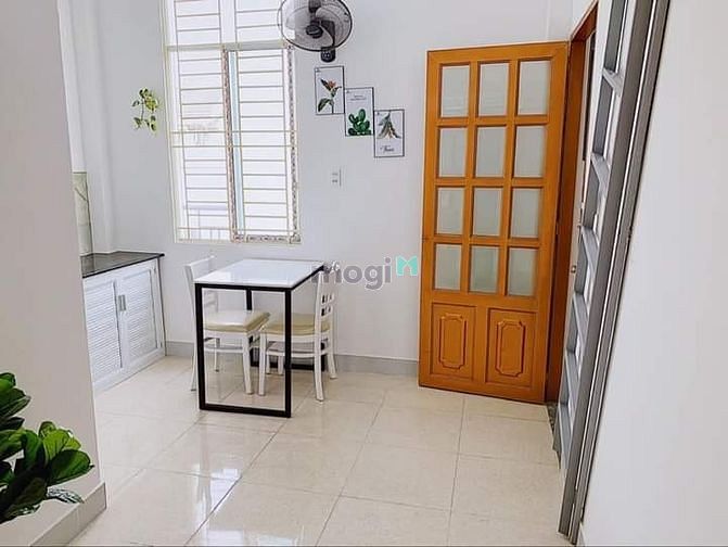 Hình ảnh CHDV cao cấp ful nội thất, gác 30m2 cửa sổ thoáng mát Q.Tân Phú