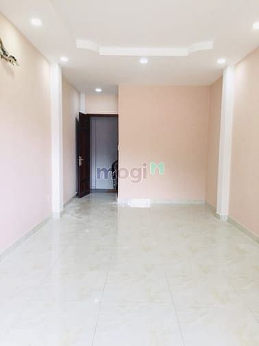 Hình ảnh Cho thuê nhà 247A Huỳnh Văn Bánh, P14, Phú Nhuận