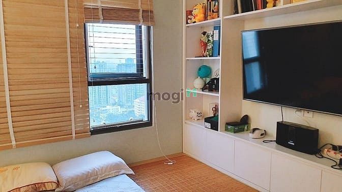 Hình ảnh Cho thuê chung cư GoldView Q4 liền kề Q1, 2PN 2WC 82m2, 15 triệu