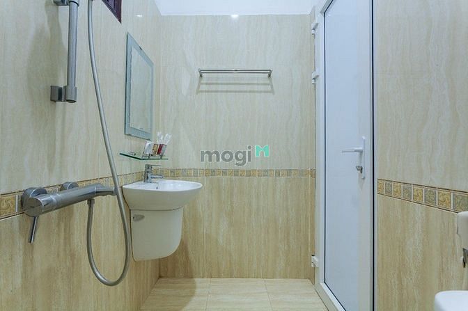 Hình ảnh Nhà 4 phòng ngủ có hồ bơi đường Lê Thước - B543