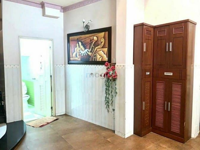 Hình ảnh Cho thuê nhà 737/2a Cách Mạng Tháng 8, P6, Tân Bình