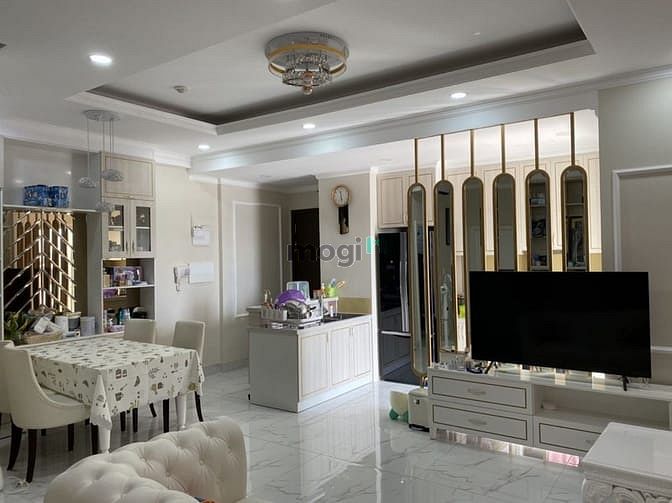 Hình ảnh Cho thuê CH Carillon, Hoàng Hoa Thám, Tân Bình. 100m2, 3PN, nội thất.
