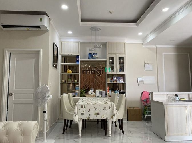 Hình ảnh Cho thuê CH Carillon, Hoàng Hoa Thám, Tân Bình. 100m2, 3PN, nội thất.