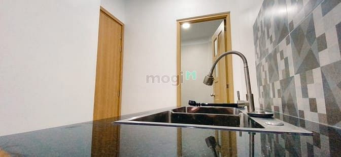 Hình ảnh Cho thuê Trang Chủ MB66.COM / Đăng Ký Tặng 66K mới xây 100% Quận 3 có ban công full nội thất, giá rẻ