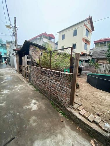Hình ảnh Bán ĐẤT Long Biên. LÔ GÓC – GARA Ô TÔ – KINH DOANH,42m2 MT8m chỉ 2.2tỷ
