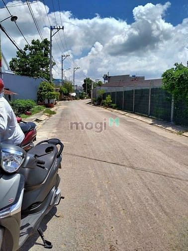Hình ảnh Bán 420m2 đất Mt Xuân Thới Sơn 4 có căn nhà c4 khang trang giá 8,9 tỷ