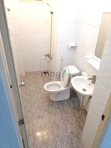 Hình ảnh Phòng đang trống dọn vào ở ngay