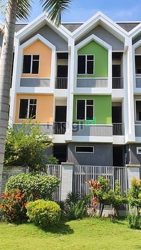 Hình ảnh Bán nhà phố Thủ Đức, 1 trệt, 3 lầu, QL13, Thủ Đức