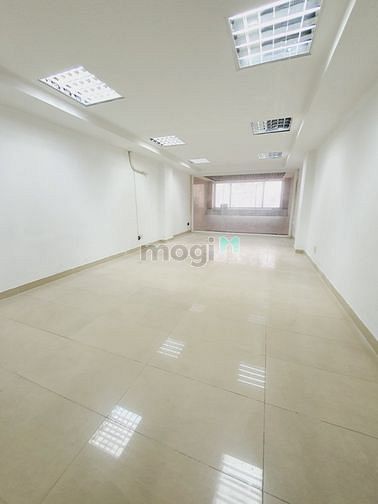 Hình ảnh Cho thuê nhà 226A Lê Văn Sỹ, P1, Tân Bình. DTSD 210m2