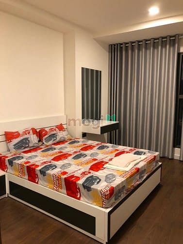 Hình ảnh Cần cho thuê 2PN Saigon Royal, Quận 4, giá 20 triệu, view hồ bơi
