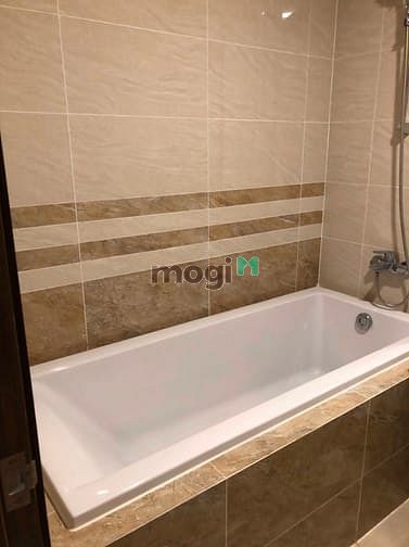 Hình ảnh Cần cho thuê 2PN Saigon Royal, Quận 4, giá 20 triệu, view hồ bơi