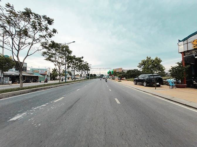 Hình ảnh Đất thổ cư lô kế góc 5x21m, ngay cầu Tân Tạo giá 4,45 tỷ, sổ riêng