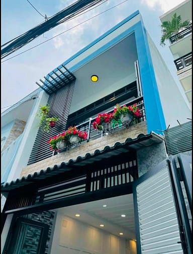 Hình ảnh Bán nhanh căn nhà ở Lạc Long Quân, quận 11, SHR