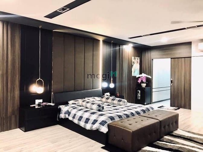 Hình ảnh Cho thuê nhà 33A Đặng Văn Ngữ , P10, Phú Nhuận
