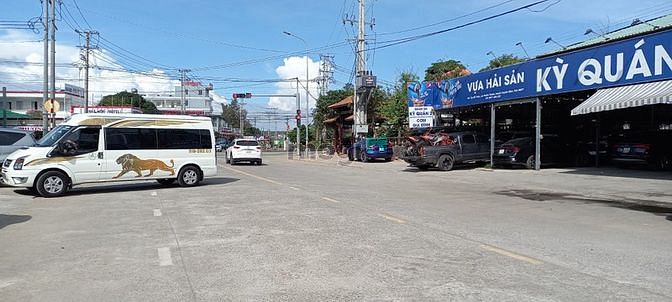 Hình ảnh Bán Đất gần chợ đêm và biển Hồ Tràm,SHR,XD tự do.