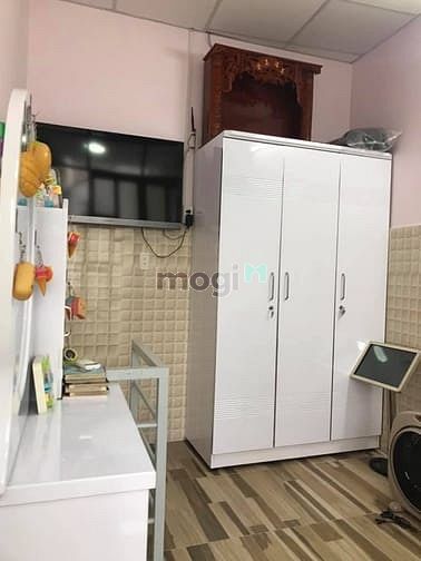 Hình ảnh Hơn 2 tỷ có ngay hộ khẩu Quận 1