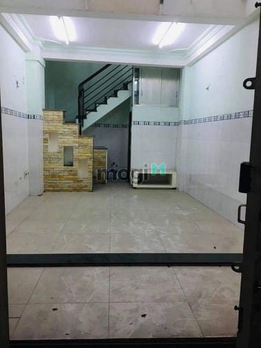 Hình ảnh Hoàng Sa - Tân Bình - 40m2 nhĩnh 4 tỷ