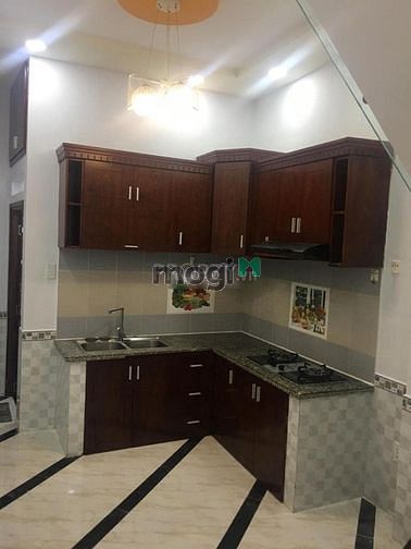 Hình ảnh Thuê nhà Q4, 1 sẹc, 4PN, chỉ 10tr, 1 trệt 2 lầu