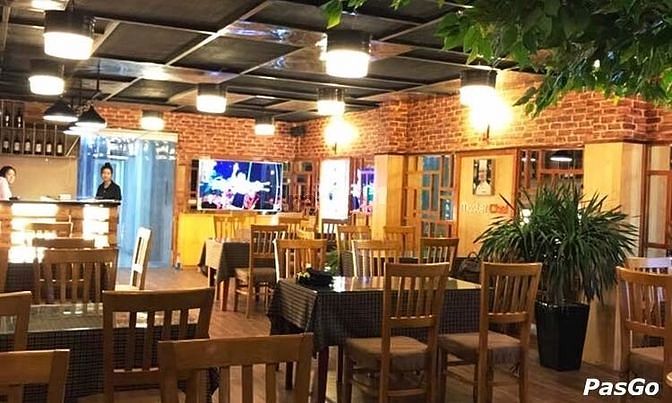 Hình ảnh Cho thuê nhà 5 tầng mặt phố Xã Đàn - Đống Đa