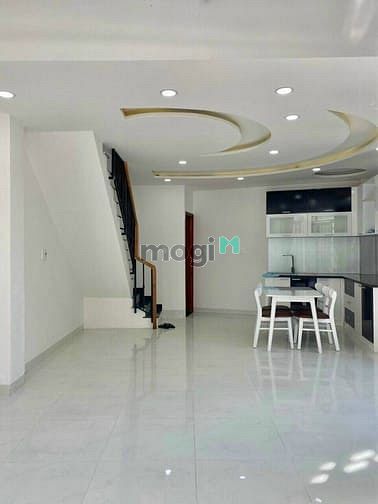 Hình ảnh Cho thuê nhà 207B Phạm Văn Hai, P5, Tân Bình