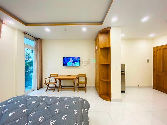 Hình ảnh 💥Hé Lộ Siêu Phẩm BALCONY Quận 3 Nội Thất Gỗ Sồi Siêu Thoáng