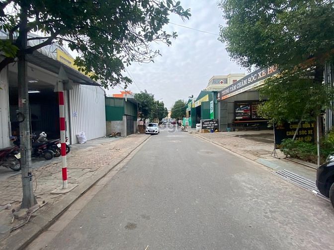 Hình ảnh Cho thuê kho Việt Hưng 200m2 xe container vào tận kho