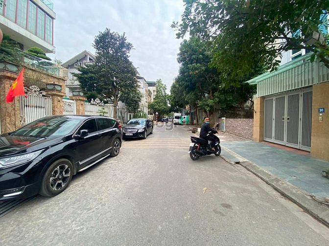 Hình ảnh Cho thuê kho Việt Hưng 200m2 xe container vào tận kho