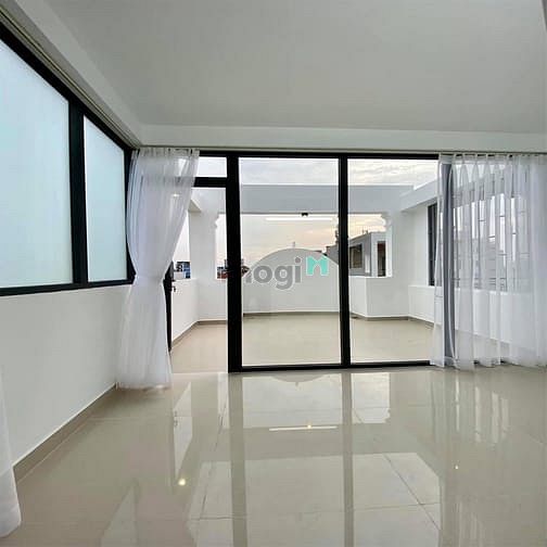 Hình ảnh Bán nhà phố phong cách Tân cổ điển, sang trọng và lịch lãm