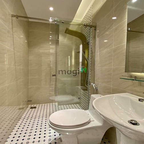 Hình ảnh Bán nhà phố phong cách Tân cổ điển, sang trọng và lịch lãm