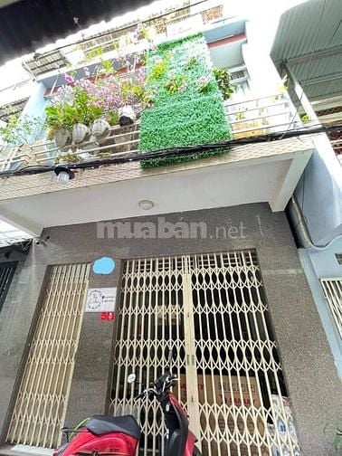 Hình ảnh Nhà đẹp trung tâm Q3, Hẻm ôtô 6.5 tỷ.