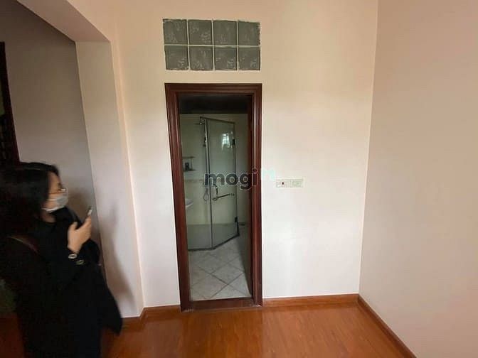Hình ảnh Cho thuê biệt thự Việt Hưng 18tr/th, 120m2 đầy đủ đồ,