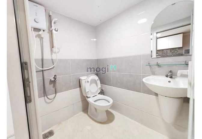 Hình ảnh Mới xây CHDV gác lửng giá rẻ ngay Aeon Tân Phú