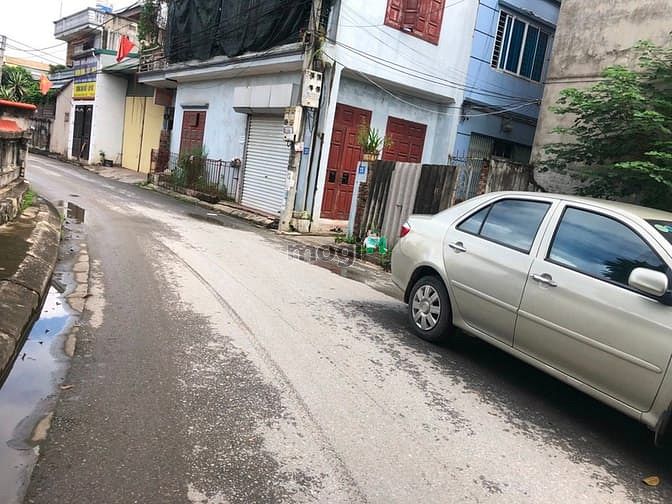 Hình ảnh Khẩn gấp, cần bán đất phố Hoa Lâm 107m MT4m đường 5m, kinh doanh tốt