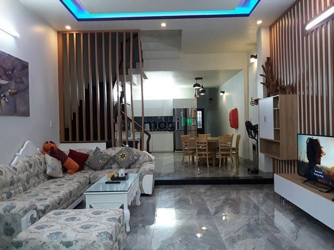 Hình ảnh Nhà đẹp 5PN gần Crowne Plaza - B702